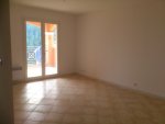SOLLIES-TOUCAS, Appartement de type 2 avec ext�rieur