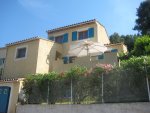 ( BAISSE DE PRIX !!!!!!)  VILLA 4 PIECES AVEC STUDIO INDEPENDANT 